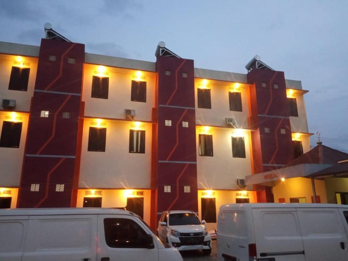Oyo 3373 Favour Hotel Pagaralam Exterior photo